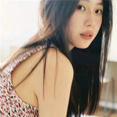 克莱尔的相机